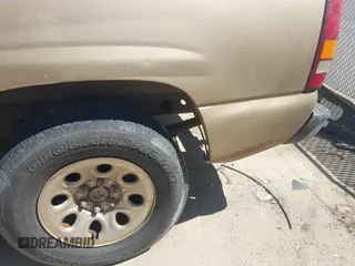 2000 Chevrolet Silverado 1500 LS with VIN 2GCEC19T5Y1361501, listed as a IAAI auction lot 41799553 with 432,231 mi miles and . Bid and sale history available at DreamBid. Image 14.
