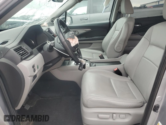 2019 Honda Pilot EX-L with VIN 5FNYF6H55KB049302, listed as a Copart auction lot 56632135 with Not provided miles and Salvage title. Bid and sale history available at DreamBid. Image 7.