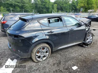 2024 Dodge Hornet R/T z VIN ZACPDFCW9R3A33146, wystawiony jako Copart lot #59119115 z przebiegiem 17 007 mil mil oraz Nie do naprawy • Non repairable. Historia ofert i sprzedaży dostępna na DreamBid. Obrazek 3.