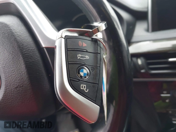 2015 BMW X6 xDrive35i with VIN 5UXKU2C53F0N76799, listed as a IAAI auction lot 41946628 with 173,607 mi miles. Bid and sale history available at carsss.com. Image 11.