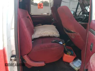 1995 Ford F-350 с VIN 1FTJW36F9SEA23346, выставлен на аукционе Copart как лот 75330444 с пробегом Не указан миль и Списание • Salvage title. История ставок и продаж доступна на DreamBid. Изображение 10.