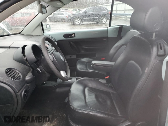 2006 Volkswagen Beetle с VIN 3VWRF31Y26M330401, выставлен на аукционе Copart как лот 50968515 с пробегом Не указан миль и Списание • Salvage title. История ставок и продаж доступна на DreamBid. Изображение 7.