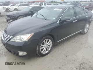2010 Lexus ES 330 z VIN JTHBK1EG3A2411542, wystawiony jako Copart lot #61097895 z przebiegiem 212 881 mil mil oraz Czysty tytuł • Clean title. Historia ofert i sprzedaży dostępna na DreamBid. Obrazek 1.