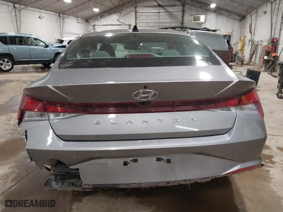 2022 Hyundai Elantra Essential with VIN KMHLM4AG1NU301957, listed as a IAAI auction lot 41711455 with 28,074 mi miles. Bid and sale history available at carsss.com. Image 17.