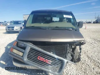 1997 GMC Savana with VIN 1GDFG15R9V1010302, listed as a Copart auction lot 88069445 with 242,106 mi miles and Salvage Title. Bid and sale history available at carsss.com. Image 5.