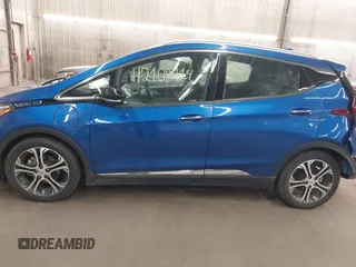 2021 Chevrolet Bolt EV Premier z VIN 1G1FZ6S04M4112890, wystawiony jako IAAI lot #42108914 z przebiegiem 68 452 mil mil oraz . Historia ofert i sprzedaży dostępna na DreamBid. Obrazek 14.