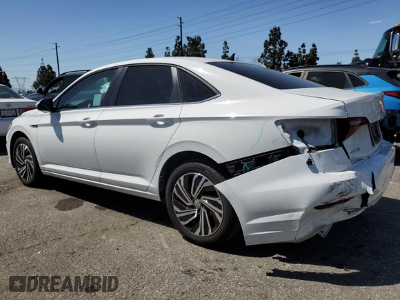 2021 Volkswagen Jetta SEL with VIN 3VWE57BU9MM082391, listed as a Copart auction lot 51993815 with 22,589 mi miles and Salvage title. Bid and sale history available at DreamBid. Image 2.