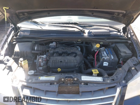 2010 Chrysler Town & Country Touring with VIN 2A4RR5DX1AR267330, listed as a IAAI auction lot 42041615 with 179,171 mi miles. Bid and sale history available at carsss.com. Image 10.
