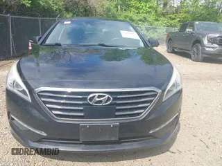 2015 Hyundai Sonata Limited with VIN 5NPE34AF4FH092443, listed as a IAAI auction lot 42166053 with 139,963 mi miles and . Bid and sale history available at carsss.com. Image 12.