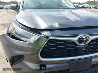 2021 Toyota Highlander L with VIN 5TDCZRBH0MS087637, listed as a IAAI auction lot 41947861 with 22,626 mi miles. Bid and sale history available at carsss.com. Image 18.