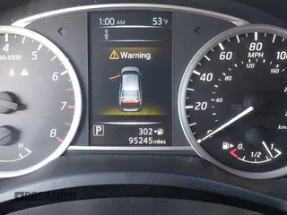 2018 Nissan Sentra S with VIN 3N1AB7AP9JY251421, listed as a IAAI auction lot 41808771 with 95,245 mi miles. Bid and sale history available at carsss.com. Image 7.