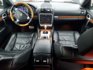 2004 Porsche Cayenne Turbo with VIN WP1AC29P84LA94686, listed as a Copart auction lot 44220045 with 83,734 mi miles and Salvage Title. Bid and sale history available at carsss.com. Image 8.