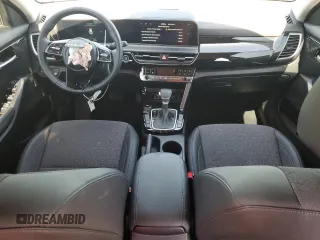 2025 Kia Seltos S z VIN KNDEU2AA5S7700619, wystawiony jako Copart lot #55867285 z przebiegiem 4 400 mil mil oraz Nie do naprawy • Non repairable. Historia ofert i sprzedaży dostępna na DreamBid. Obrazek 8.