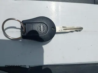 2016 Nissan Note SR z VIN 3N1CE2CP5GL397711, wystawiony jako IAAI lot #42521743 z przebiegiem 86 266 mil mil oraz . Historia ofert i sprzedaży dostępna na DreamBid. Obrazek 11.