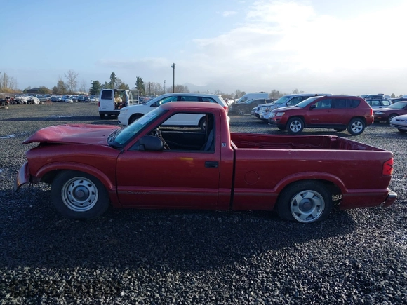1999 GMC Sonoma with VIN 1GTCS1441XK501097, listed as a IAAI auction lot 41656623 with 162,160 mi miles. Bid and sale history available at carsss.com. Image 15.