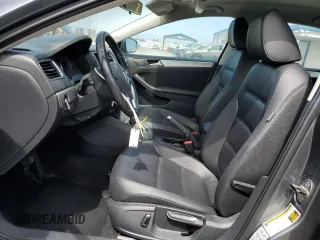 2014 Volkswagen Jetta SE with VIN 3VWD17AJ8EM285840, listed as a Copart auction lot 63943435 with 137,555 mi miles and Clean title. Bid and sale history available at DreamBid. Image 7.