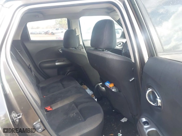 2013 Nissan Juke S with VIN JN8AF5MR9DT215796, listed as a IAAI auction lot 41458556 with 179,081 mi miles. Bid and sale history available at carsss.com. Image 8.