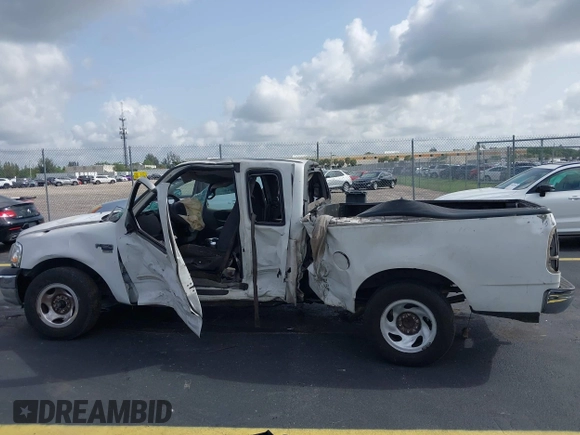 1999 Ford F-150 with VIN 1FTRX17W6XNB65695, listed as a IAAI auction lot 42444132 with Not provided miles and . Bid and sale history available at DreamBid. Image 15.