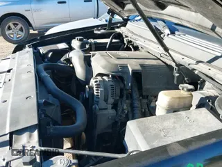 2007 Chevrolet Tahoe LTZ with VIN 1GNFK13027R249676, listed as a IAAI auction lot 43424132 with 296,751 mi miles and . Bid and sale history available at DreamBid. Image 18.