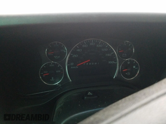 2019 GMC Savana z VIN 7GZ07SFG1KN003218, wystawiony jako Copart lot #84340584 z przebiegiem 383 500 mil mil oraz Szkody całkowita. Historia ofert i sprzedaży dostępna na DreamBid. Obrazek 9.