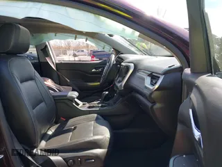 2018 GMC Acadia SLT with VIN 1GKKNMLS9JZ104230, listed as a IAAI auction lot 41859341 with 42,981 mi miles and . Bid and sale history available at carsss.com. Image 5.