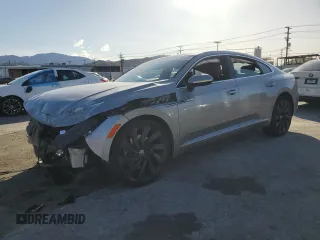 2019 Volkswagen Arteon SEL R-Line z VIN WVWSR7AN5KE026391, wystawiony jako Copart lot #51545145 z przebiegiem 83 739 mil mil oraz Szkoda całkowita • Salvage title. Historia ofert i sprzedaży dostępna na DreamBid. Obrazek 1.