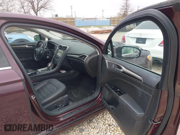 2013 Ford Fusion SE with VIN 3FA6P0HR3DR272210, listed as a IAAI auction lot 42007757 with 89,159 mi miles and . Bid and sale history available at DreamBid. Image 5.