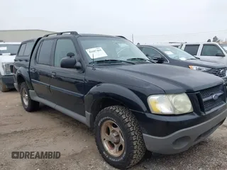 2003 Ford Explorer Sport Trac XLS z VIN 1FMZU77E43UB90738, wystawiony jako IAAI lot #41607465 z przebiegiem 223 708 mil mil oraz . Historia ofert i sprzedaży dostępna na DreamBid. Obrazek 1.
