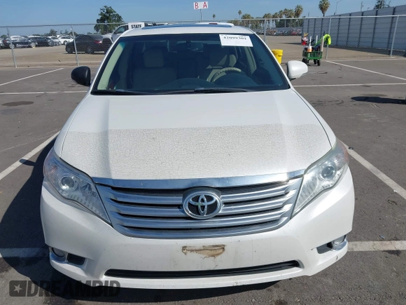 2011 Toyota Avalon with VIN 4T1BK3DB0BU414192, listed as a IAAI auction lot 42099301 with 220,967 mi miles and . Bid and sale history available at carsss.com. Image 12.