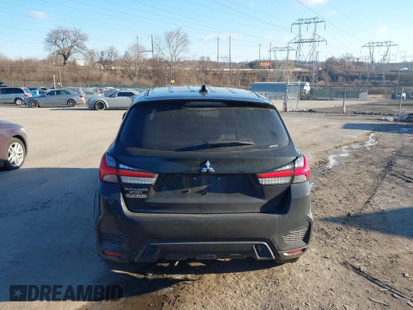 2023 Mitsubishi Outlander ES z VIN JA4ARUAU1PU011685, wystawiony jako IAAI lot #41575031 z przebiegiem 57 068 mil mil oraz . Historia ofert i sprzedaży dostępna na DreamBid. Obrazek 16.