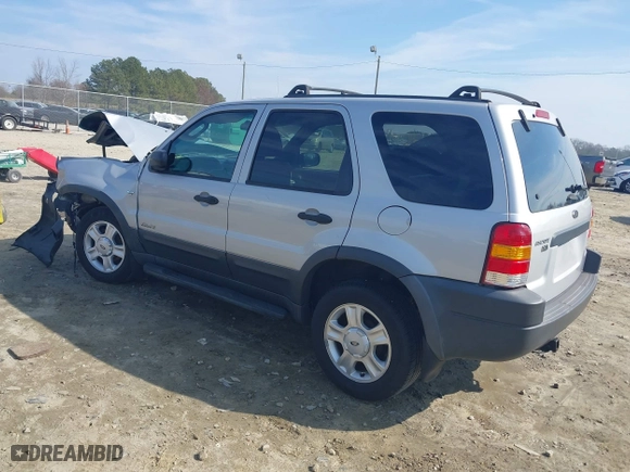 2002 Ford Escape XLT Choice with VIN 1FMYU03192KA79795, listed as a IAAI auction lot 41516066 with 1 mi miles. Bid and sale history available at carsss.com. Image 3.