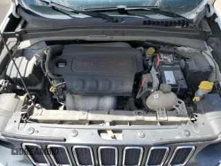 2017 Jeep Renegade Latitude with VIN ZACCJABB8HPE67123, listed as a Copart auction lot 55594475 with 101,646 mi miles and Salvage Title. Bid and sale history available at carsss.com. Image 12.