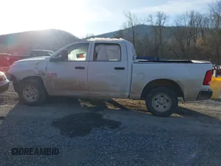 2023 Ram 1500 Express z VIN 3C6RR7KT7PG641320, wystawiony jako IAAI lot #41072163 z przebiegiem 30 464 mil mil oraz . Historia ofert i sprzedaży dostępna na DreamBid. Obrazek 13.