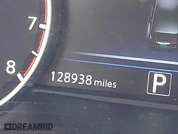 2017 Nissan Maxima Platinum with VIN 1N4AA6AP6HC400662, listed as a IAAI auction lot 42446516 with 128,938 mi miles and . Bid and sale history available at DreamBid. Image 15.