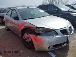2008 Pontiac G6 1SV Value Leader with VIN 1G2ZF57B584271090, listed as a IAAI auction lot 41825260 with 76,218 mi miles. Bid and sale history available at carsss.com. Image 1.
