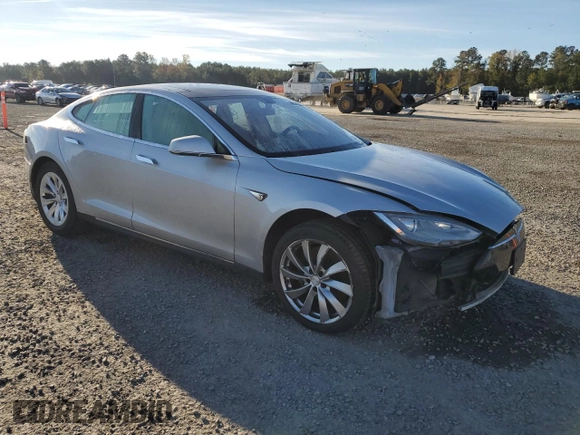 2013 Tesla Model S with VIN 5YJSA1DNXDFP04134, listed as a Copart auction lot 80529844 with 150,560 mi miles and Clean title. Bid and sale history available at DreamBid. Image 4.