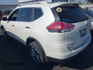 2015 Nissan Rogue SV with VIN 5N1AT2MVXFC758900, listed as a IAAI auction lot 41999538 with 104,478 mi miles and . Bid and sale history available at carsss.com. Image 3.