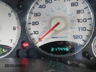 2003 Jeep Liberty Limited z VIN 1J8GL58K73W694818, wystawiony jako IAAI lot #42032227 z przebiegiem 217 446 mil mil oraz . Historia ofert i sprzedaży dostępna na DreamBid. Obrazek 15.