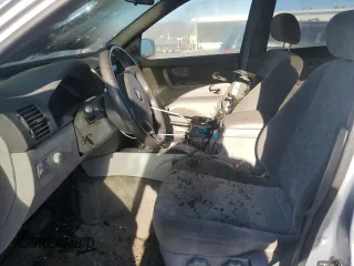 2005 Kia Sorento LX with VIN KNDJD733055363741, listed as a Copart auction lot 88302565 with 0 mi miles and Salvage Title. Bid and sale history available at carsss.com. Image 7.