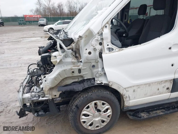 2016 Ford Transit Wagon XL with VIN 1FBAX2CM2GKA17654, listed as a IAAI auction lot 41157517 with NaN miles. Bid and sale history available at carsss.com. Image 18.