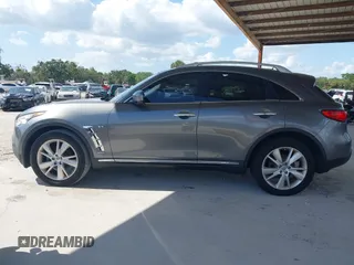 2016 Infiniti QX70 with VIN JN8CS1MU9GM671314, listed as a IAAI auction lot 42015268 with 122,850 mi miles and . Bid and sale history available at DreamBid. Image 14.