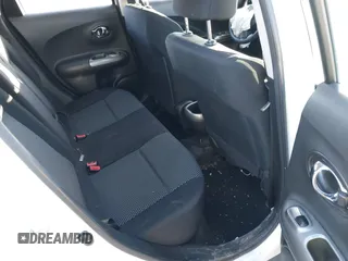 2015 Nissan Juke SV with VIN JN8AF5MVXFT563946, listed as a IAAI auction lot 41561323 with 122,195 mi miles and . Bid and sale history available at DreamBid. Image 8.