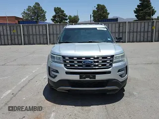 2017 Ford Explorer XLT with VIN 1FM5K7D84HGD05878, listed as a Copart auction lot 58927695 with 117,559 mi miles and Salvage title. Bid and sale history available at DreamBid. Image 14.