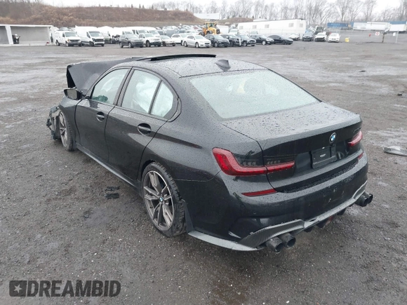 2020 BMW 3 Series M340i z VIN WBA5U7C03LFH93116, wystawiony jako IAAI lot #41826452 z przebiegiem Nie podano mil oraz . Historia ofert i sprzedaży dostępna na DreamBid. Obrazek 3.