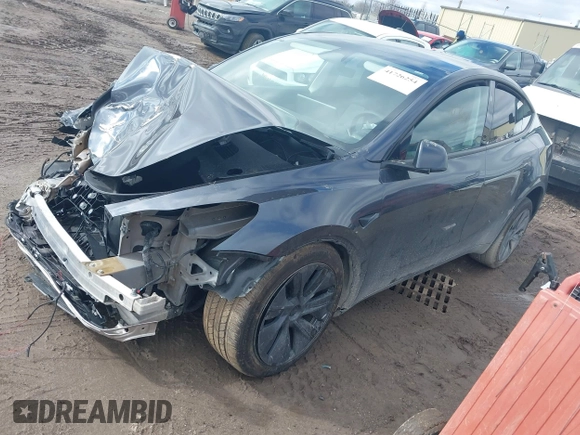 2025 Tesla Model Y Long Range with VIN 7SAYGDED3SF229605, listed as a IAAI auction lot 41726254 with Not Provided miles and . Bid and sale history available at DreamBid. Image 18.