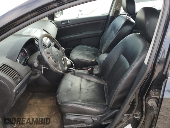 2012 Nissan Sentra 2.0 z VIN 3N1AB6AP5CL667007, wystawiony jako Copart lot #54374245 z przebiegiem 180 102 mil mil oraz Nie do naprawy • Non repairable. Historia ofert i sprzedaży dostępna na DreamBid. Obrazek 7.
