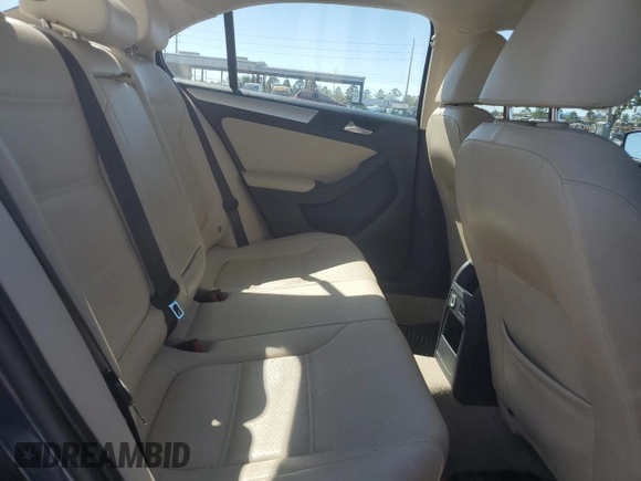 2013 Volkswagen Jetta Sedan SE with VIN 3VWDP7AJ4DM448271, listed as a Copart auction lot 49042095 with 103,210 mi miles and Salvage Title. Bid and sale history available at carsss.com. Image 10.