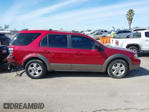 2005 Ford Freestyle SEL с VIN 1FMDK05185GA01596, выставлен на аукционе IAAI как лот 41637165 с пробегом 210 432 миль миль и . История ставок и продаж доступна на DreamBid. Изображение 13.