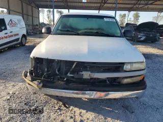 2000 Chevrolet Silverado 1500 with VIN 2GCEC19WXY1113447, listed as a Copart auction lot 77107304 with 242,406 mi miles and Salvage Title. Bid and sale history available at DreamBid. Image 5.