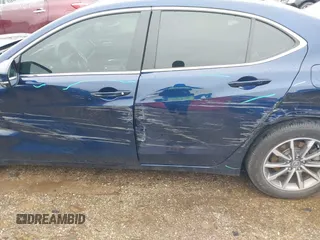 2020 Acura TLX w/Technology Pkg with VIN 19UUB1F57LA015342, listed as a IAAI auction lot 41553319 with 18,111 mi miles. Bid and sale history available at carsss.com. Image 18.